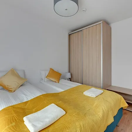 Apartment Dwie Motlawy Old Town Gdansk
