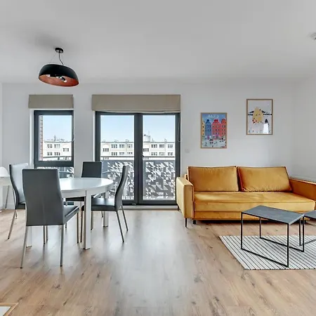 Dwie Motlawy Old Town